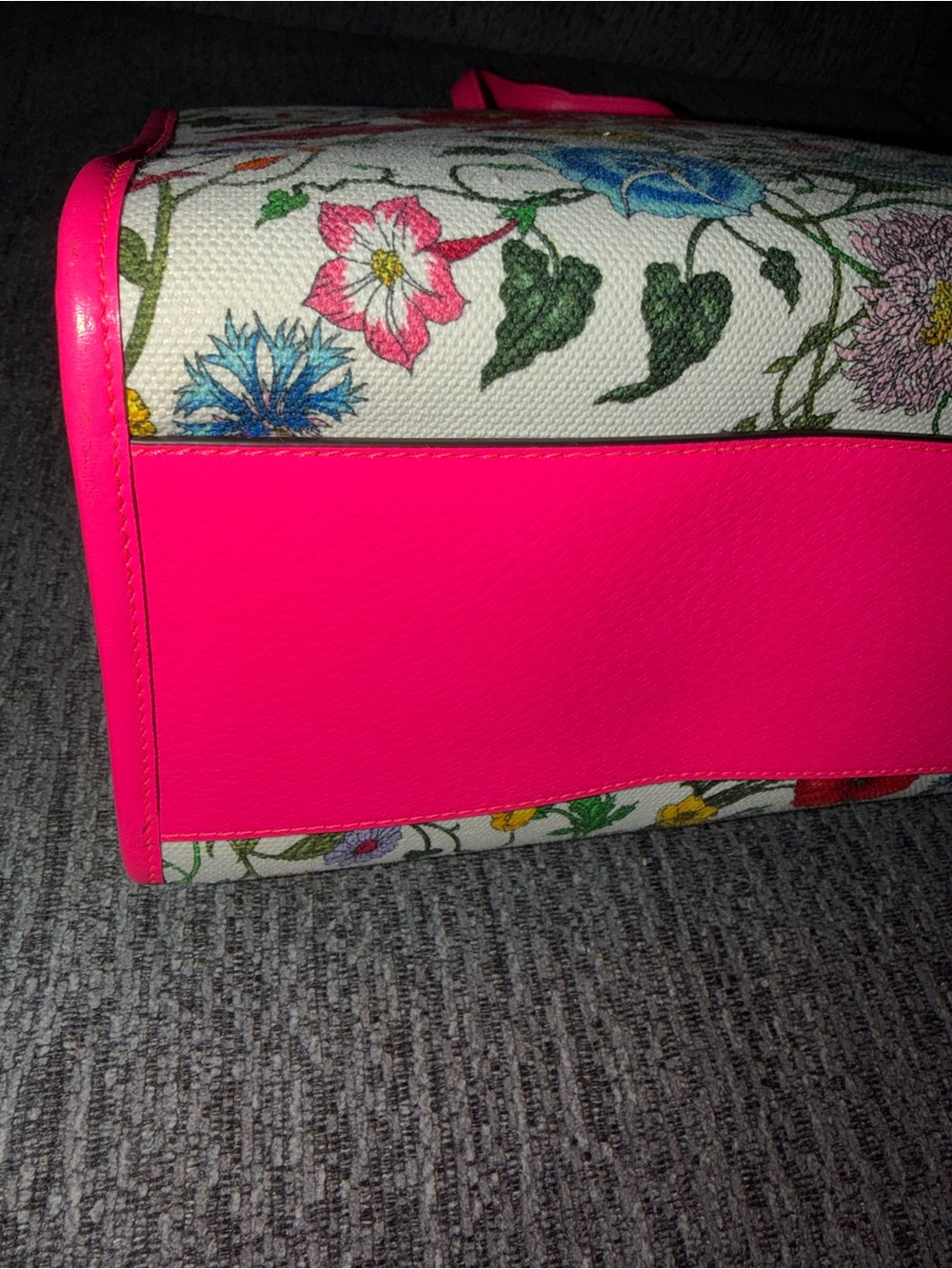 Gucci Floral Print Tote Bag with Pink Handles - Picture 5 of 16